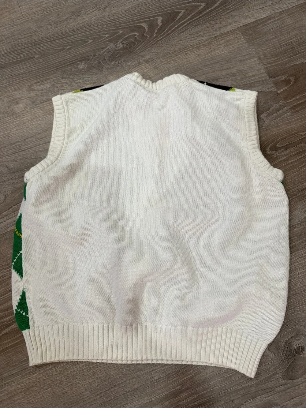 Izod Green, Navy & White Argyle V-Neck Sweater Vest